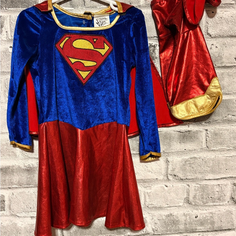 DC Comics Superhero Costume - Blue, Red, and Gold